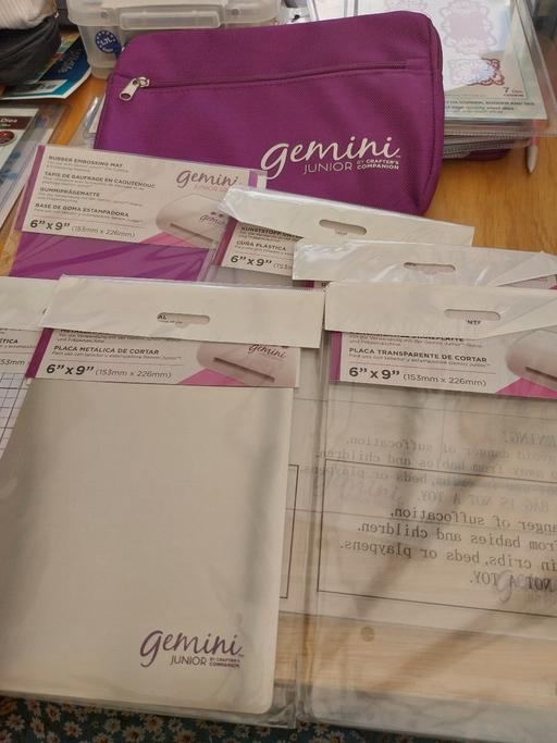 further learning Wiltshire Swindon - Photos for New Gemini Junior Plates/Storage Bag