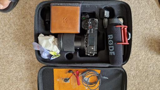 Buy & Sell North West London Queensbury - Harrow - Photos for Sony ZV-E10 camera with Sigma 16mm F1.4 lens