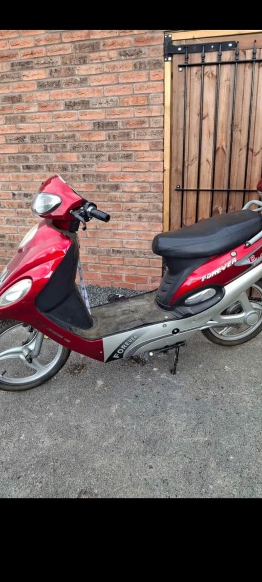 Vehicles West Midlands Wolverhampton - Photos for Electric moped 200KW (50cc) road legal.