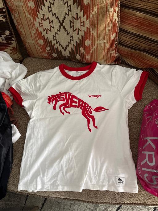 Buy & Sell Hayes Hillingdon - Photos for Wrangler t shirt