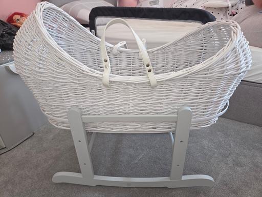 Buy & Sell Thorn Central Bedfordshire - Photos for Moses basket