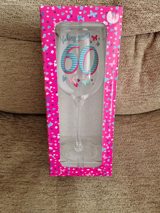 Buy & Sell Kent Thanet - Photos for bn 60th birthday glass