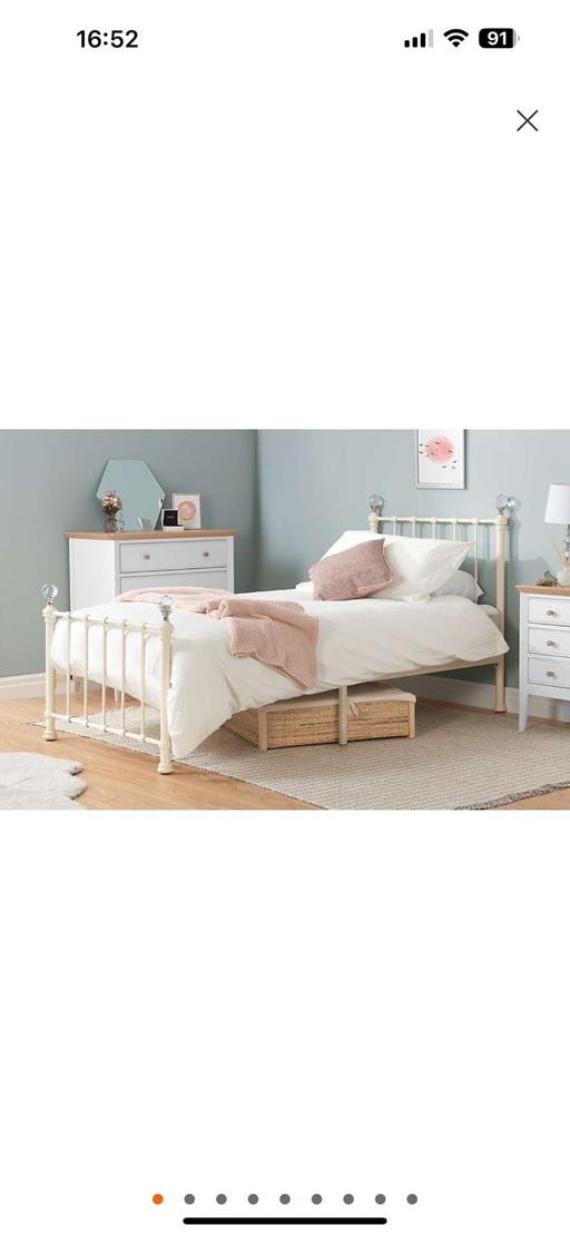 Buy & Sell East London East Ham - East London - Photos for Single Bed Frame In Cream Metal 3FT