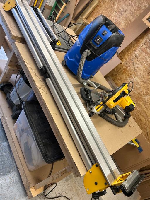 Buy & Sell West Midlands Coventry - Photos for Dewalt mitre saw, stand and extractor