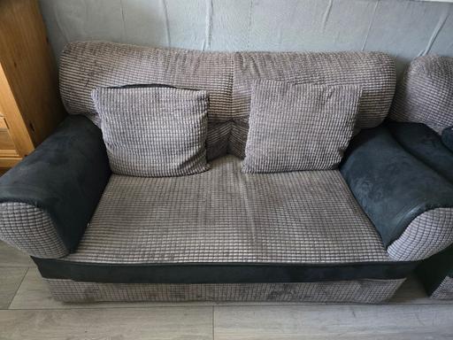 Buy & Sell West Midlands Walsall - Photos for 2 seater sofa