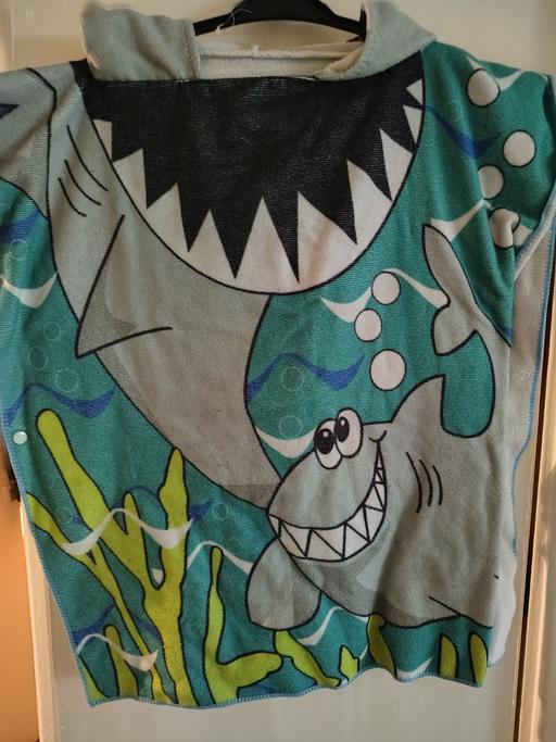 Buy & Sell Whittle-Le-Woods Chorley - Photos for Hooded shark towel