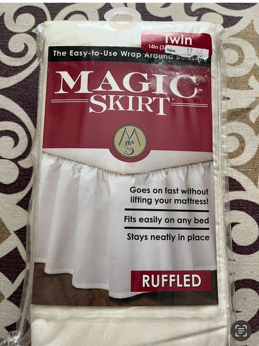 Buy & Sell East London East India - East London - Photos for Levinsohn Magic Ruffled bedskirts