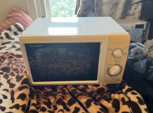Buy & Sell South East London Croydon - Photos for SHARP 4 MICROWAVE-DELIVERY AVAILABLE