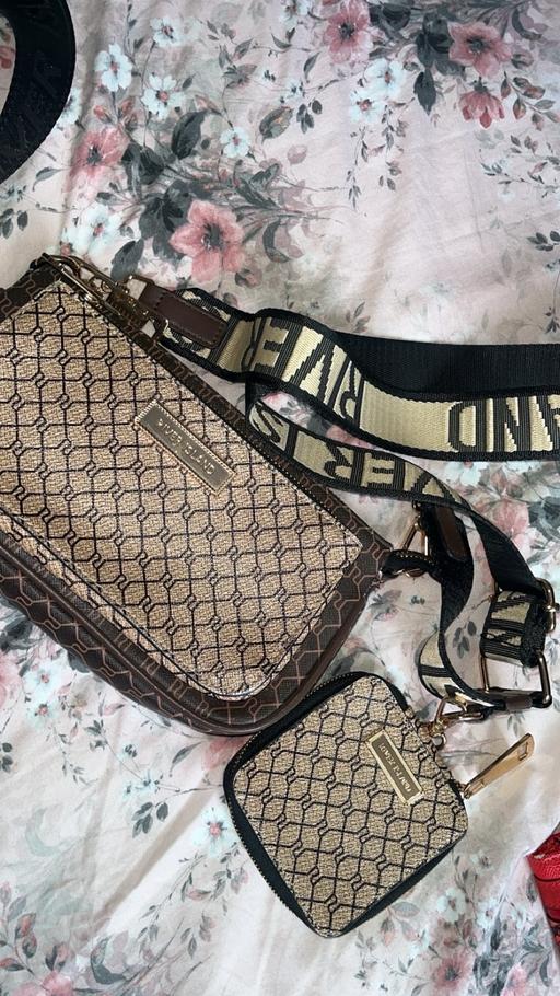 Buy & Sell Sutton Leach Saint Saint Helens - Photos for River island handbag used once