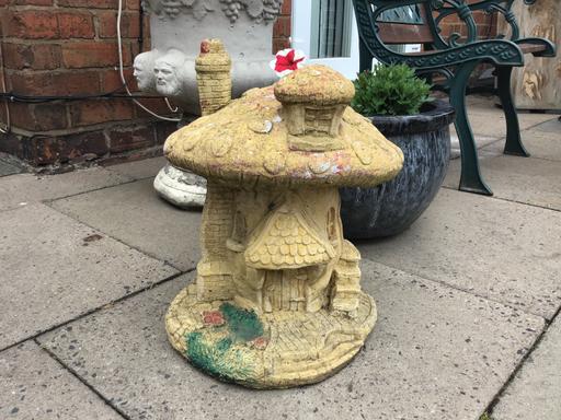Buy & Sell Princes End Sandwell - Photos for Garden ornament