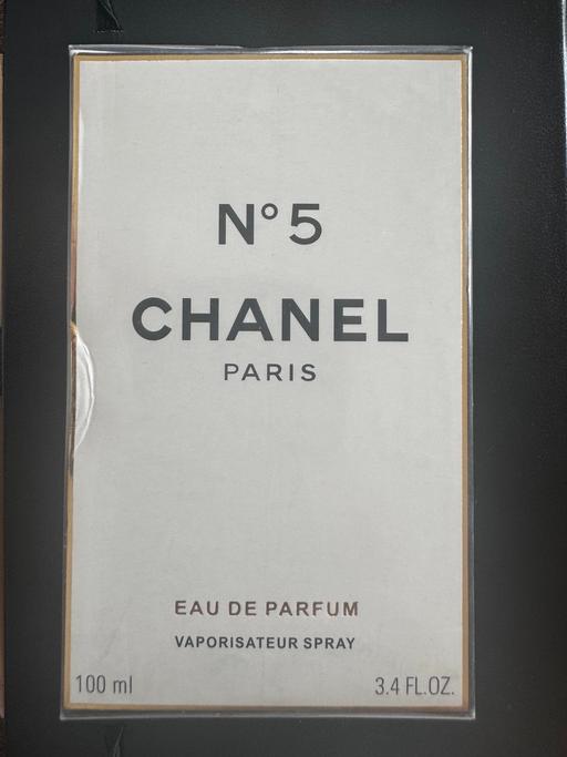 Buy & Sell Bedfordshire Luton - Photos for CHANEL Nr.5 100ml Eau De Parfum RED Limited e