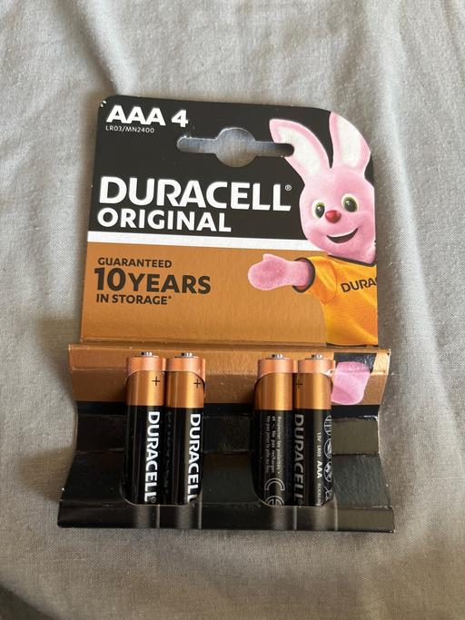 Buy & Sell West Midlands Birmingham - Photos for New Duracell 4pk AA Batteries