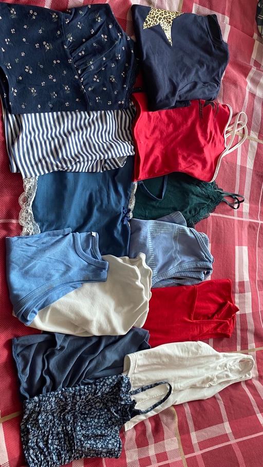 Buy & Sell Tower Hamlets Dover - Photos for Ladies bundles of tops