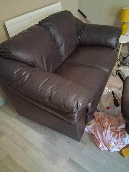 Buy & Sell West Midlands Wolverhampton - Photos for 3×2 seater settee brown leather look