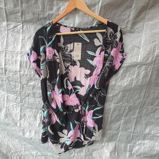 Buy & Sell Stourbridge Dudley - Photos for River Island Black Floral Wrap Top Uk 16 New