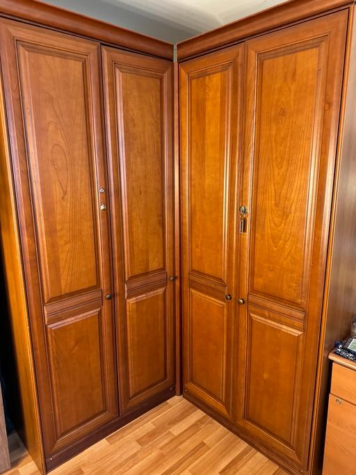 Buy & Sell South East London - Photos for Beautiful walnut 4- door wardrobe