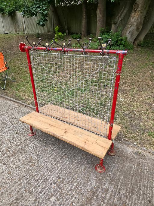 Buy & Sell South East London Dulwich - South East London - Photos for VINTAGE INDUSTRIAL LOCKER ROOM BENCH