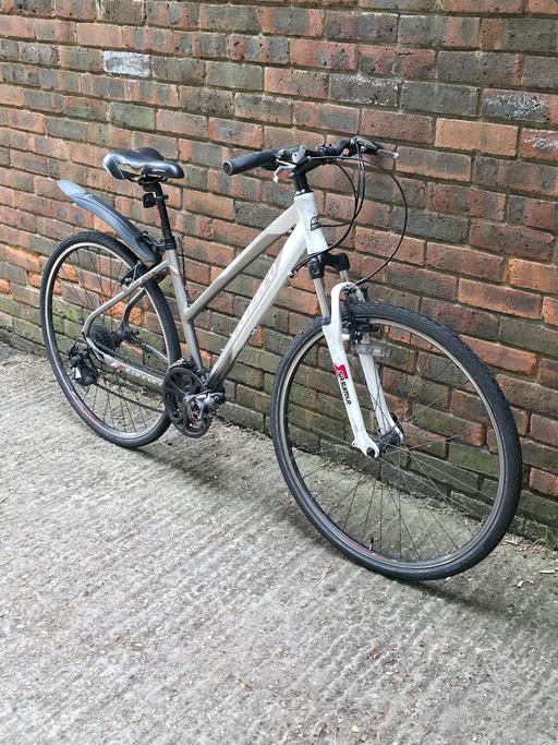 Buy & Sell South East London Dulwich - South East London - Photos for Hybrid Bike Carrera Crossfire One Bicycle