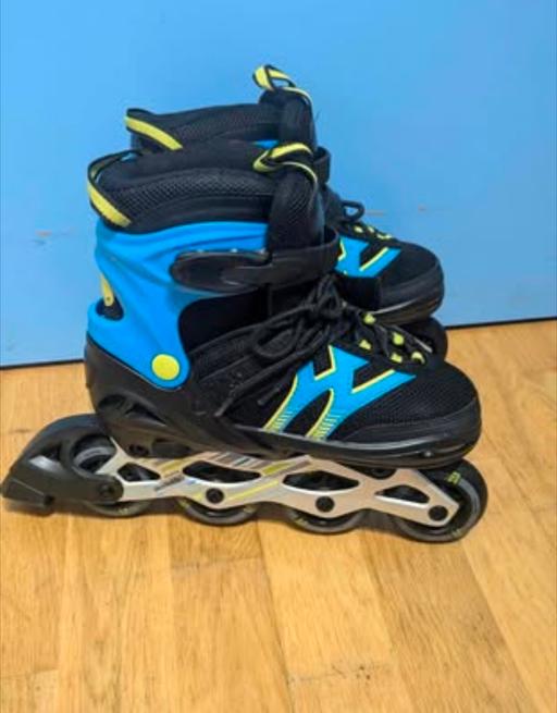Buy & Sell Essex Epping Forest - Photos for adjustable inline skates (sizes 2 -5)