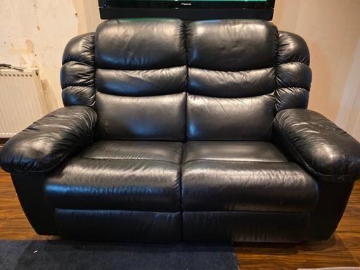 Buy & Sell West Midlands Sandwell - Photos for LayZBoy 2 Seather Leather Recliner