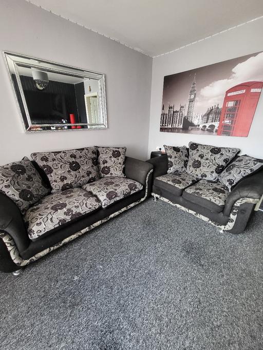 Buy & Sell West Midlands Coventry - Photos for used sofa 3 +2 seater...