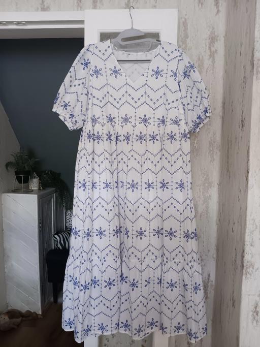 Buy & Sell East London Havering - Photos for embroidered maxi dress large