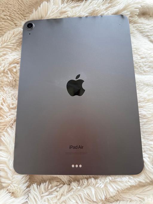 Buy & Sell Merseyside Knowsley - Photos for iPad Air (2022) Space Grey - 64GB