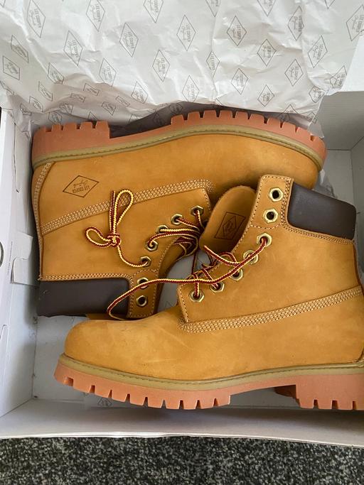 Buy & Sell Streetly Walsall - Photos for Men’s Lee cooper boots