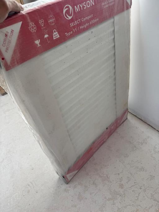 Buy & Sell West Midlands Wolverhampton - Photos for 4 BRAND NEW RADIATORS £20 EACH