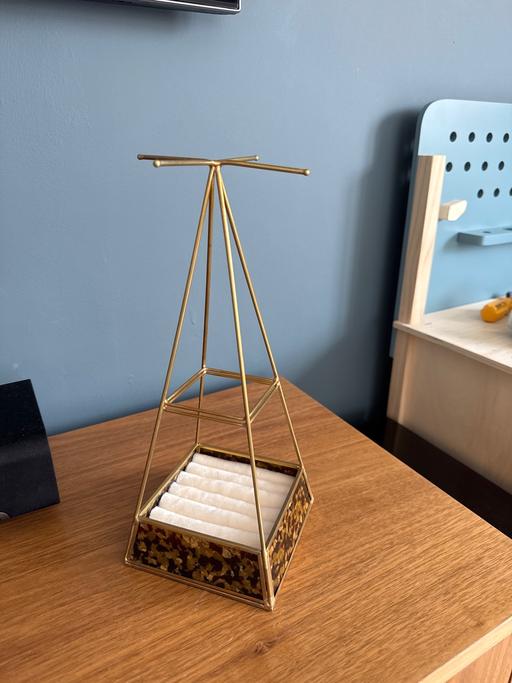 Buy & Sell Thurrock Essex - Photos for Olivier Bonas Jewellery box tree