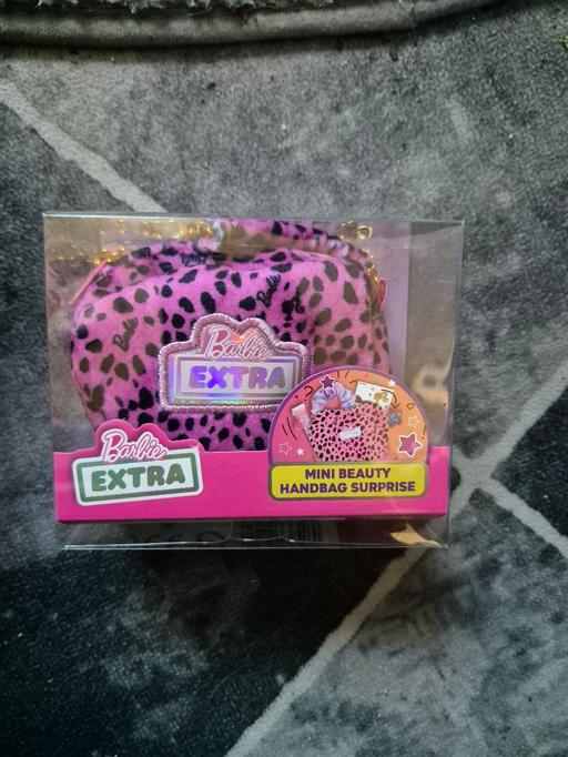 Buy & Sell Crumpsall Manchester - Photos for new Barbie Extra Mini Beauty Handbag Surprise