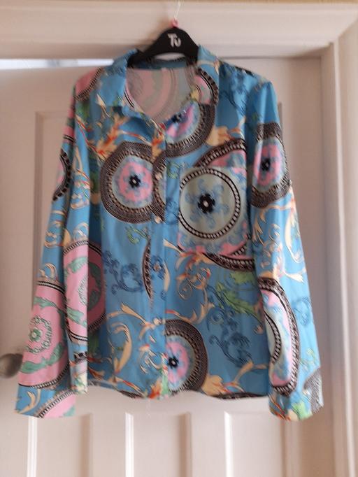 Buy & Sell Staining Blackpool - Photos for Ladies shirt XL