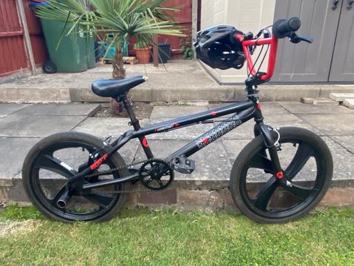 Buy & Sell West Midlands Sandwell - Photos for BMX kids Bike
