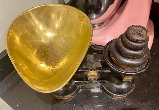 Buy & Sell West Midlands Birmingham - Photos for Vintage Cast Iron Weighing Scales