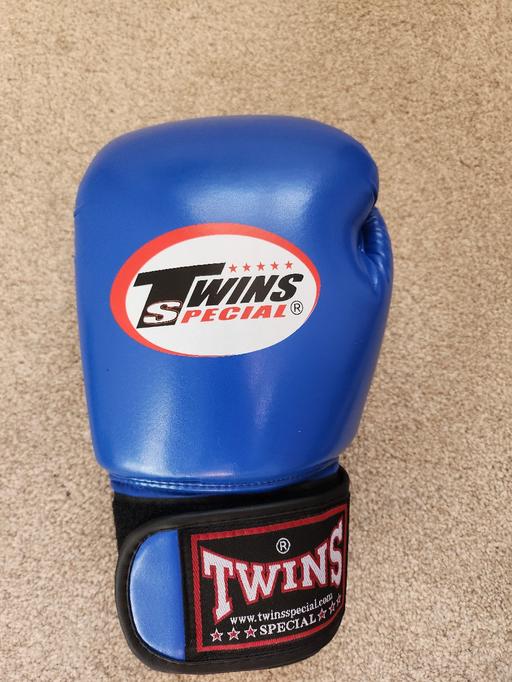 Buy & Sell Cumberland Workington - Cumberland - Photos for twins Muay thai boxing gloves 12oz