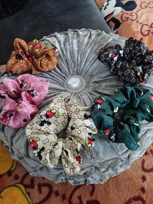 Buy & Sell Greengates Bradford - Photos for scrunchies