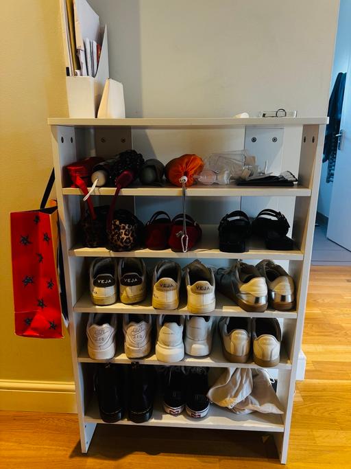 Buy & Sell South East London Deptford - South East London - Photos for Shoe rack with 5 shelves - gently used