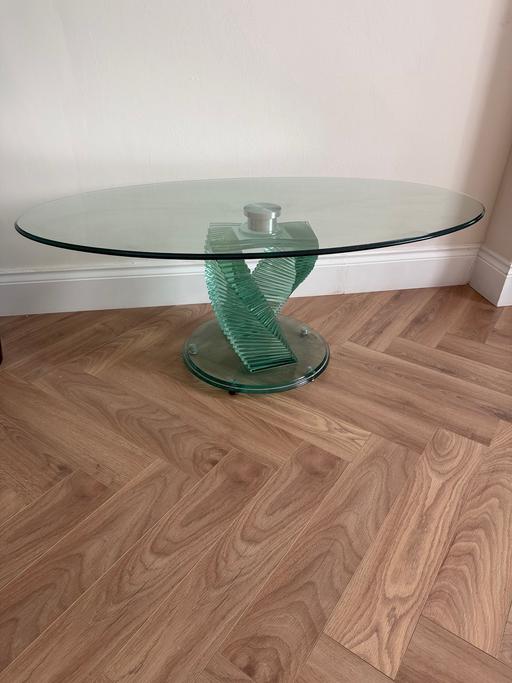 Buy & Sell West London Hillingdon - Photos for Stylish and elegant Glass Coffee Table