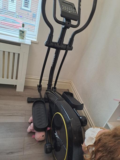 Buy & Sell South Yorkshire Barnsley - Photos for reebok Zr8 cross trainer