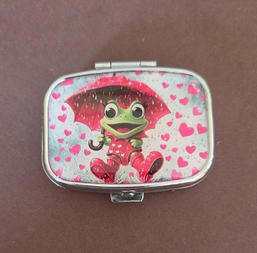 Buy & Sell Garlinge Thanet - Photos for FROG PILL POT