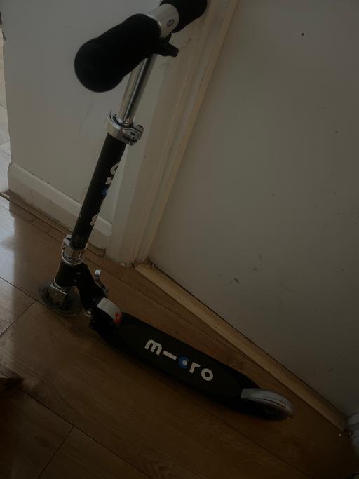 Buy & Sell North West London Queen`s Park - North West London - Photos for Micro scooter