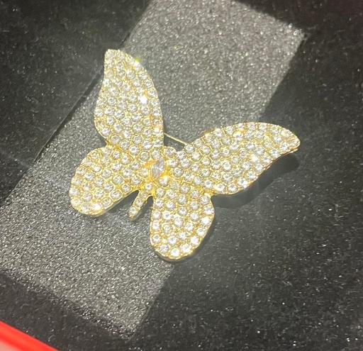 Buy & Sell Crossways Business Park Dartford - Photos for Vintage Gold tone Butterfly Brooch