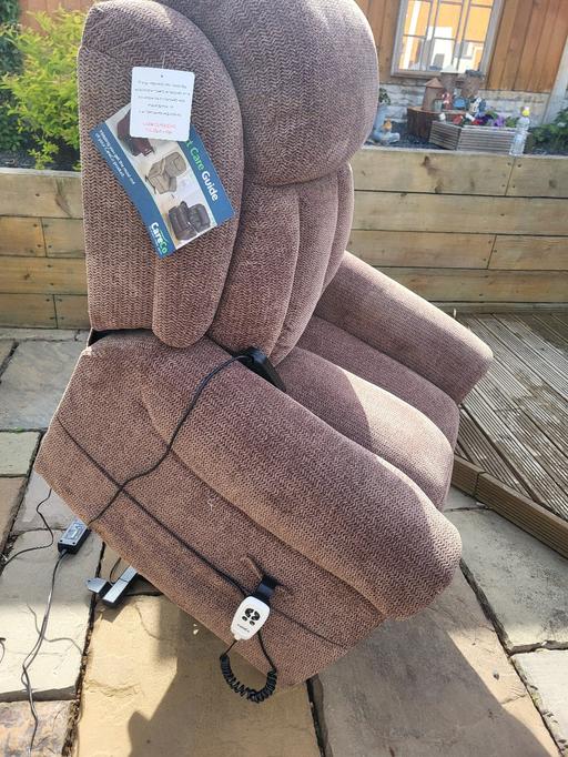 Buy & Sell West Midlands Dudley - Photos for riser recliner