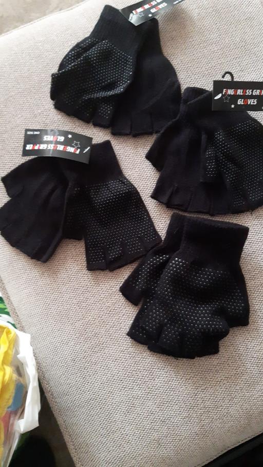 Buy & Sell West Midlands Birmingham - Photos for black fingerless grip gloves