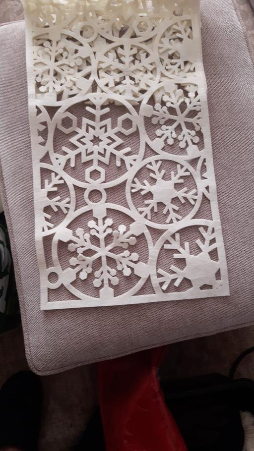 Buy & Sell West Midlands Birmingham - Photos for snowflake table runner