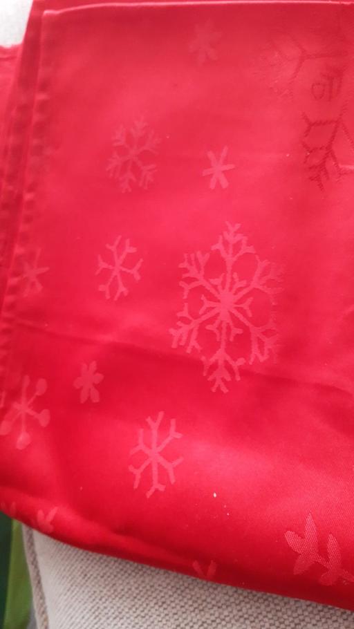 Buy & Sell West Midlands Birmingham - Photos for red snowflake Christmas tablecloth