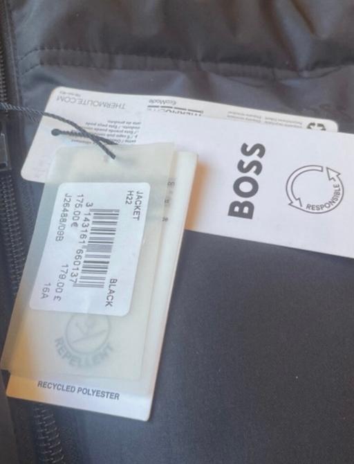 Buy & Sell Bevendean Brighton - Photos for Hugo boss puffer jacket/coat (kids medium)