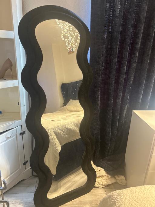Buy & Sell Dudley West Midlands - Photos for Stand up mirror