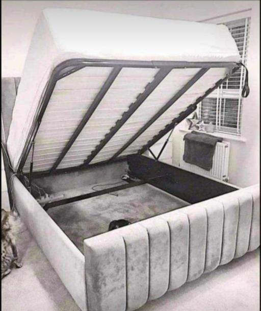 Buy & Sell West Midlands Dudley - Photos for OTTOMAN GASLIFT BEDS&MATTRESSES