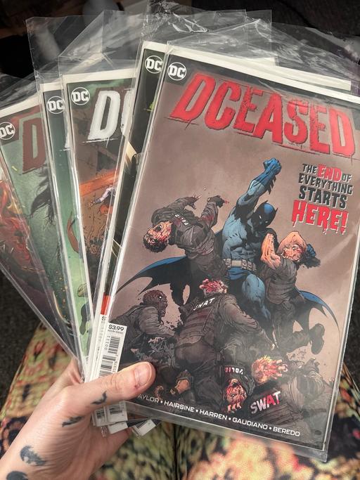 Buy & Sell West Midlands Walsall - Photos for Dceased comics 1-6